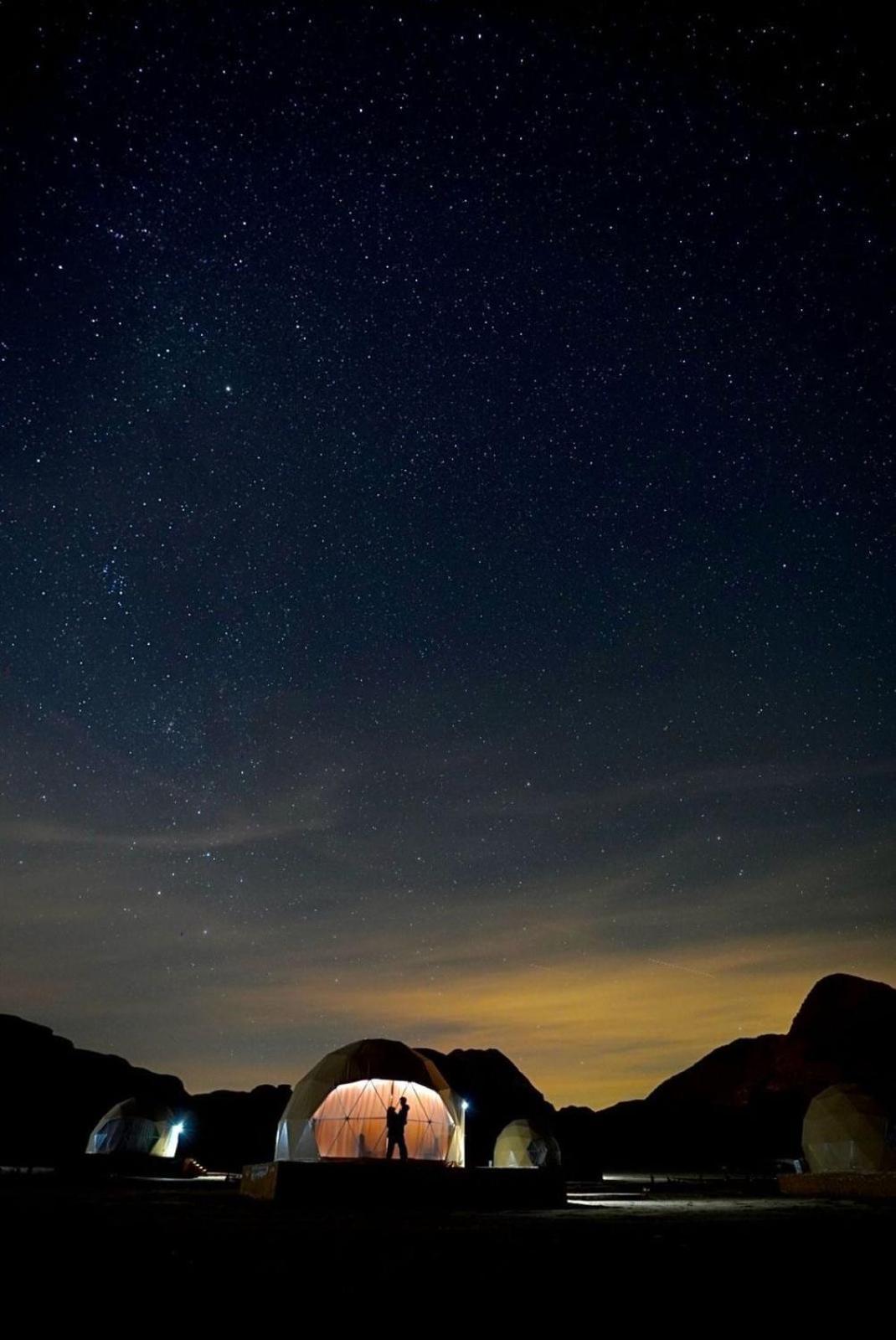 Wadi Rum Anwar Luxury Camp Экстерьер фото